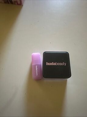 HUDA BEAUTY UBE liquid Blush and Setting powder duo no box BRAND NEW